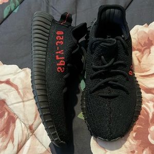 Yeezy boost men’s size 4 women’s size 5.5